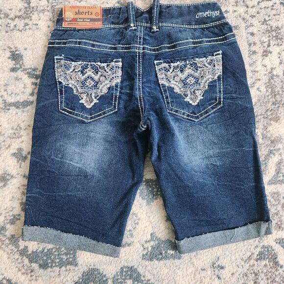 NWT Amethyst Jean Shorts Womens 0 Stretch Denim Distressed Blue Bermuda Low Rise - Picture 6 of 11